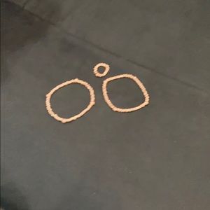 Stretchy rose gold bracelets and ring